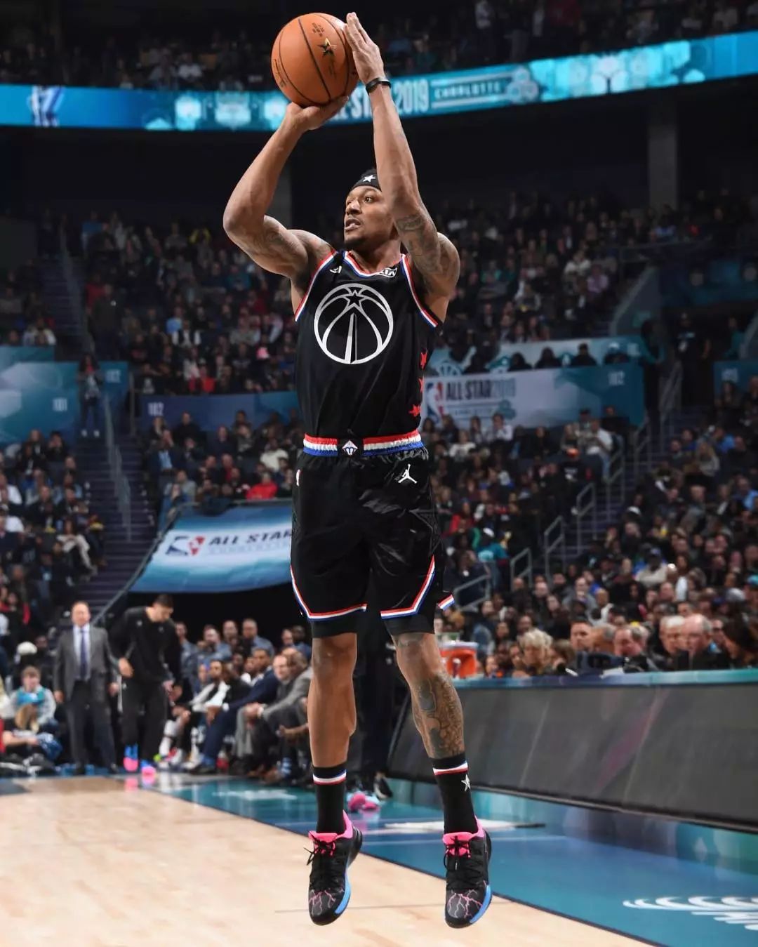 得格外吃力 得格外吃力