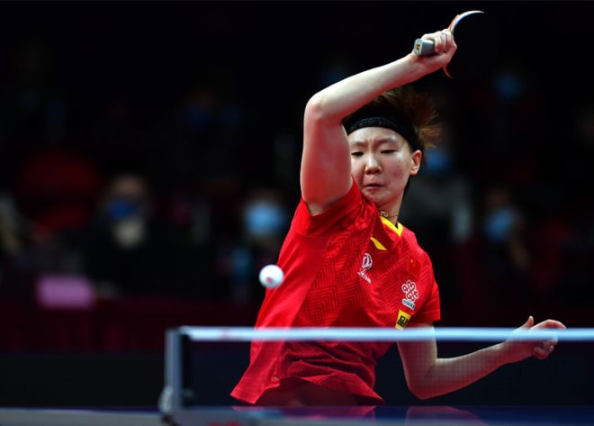 之间的竞争 之间的竞争