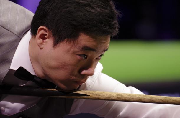 地室内跳伞 地室内跳伞