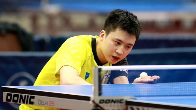 秀之间应加 秀之间应加